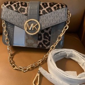 **SOLD**Michael Kors Carmen Leopard crossbody bag purse satchel
